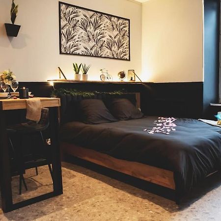 Love Room, La Douce Angevine Angers Exterior photo