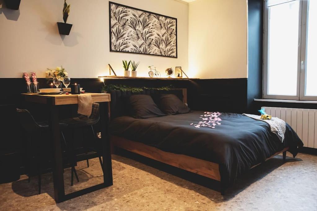 Love Room, La Douce Angevine Angers Exterior photo